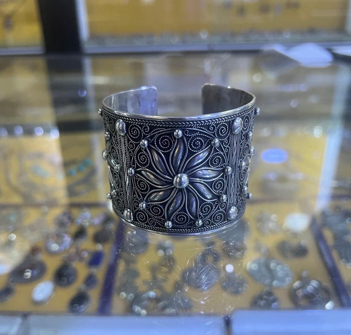 Fleur Cuff