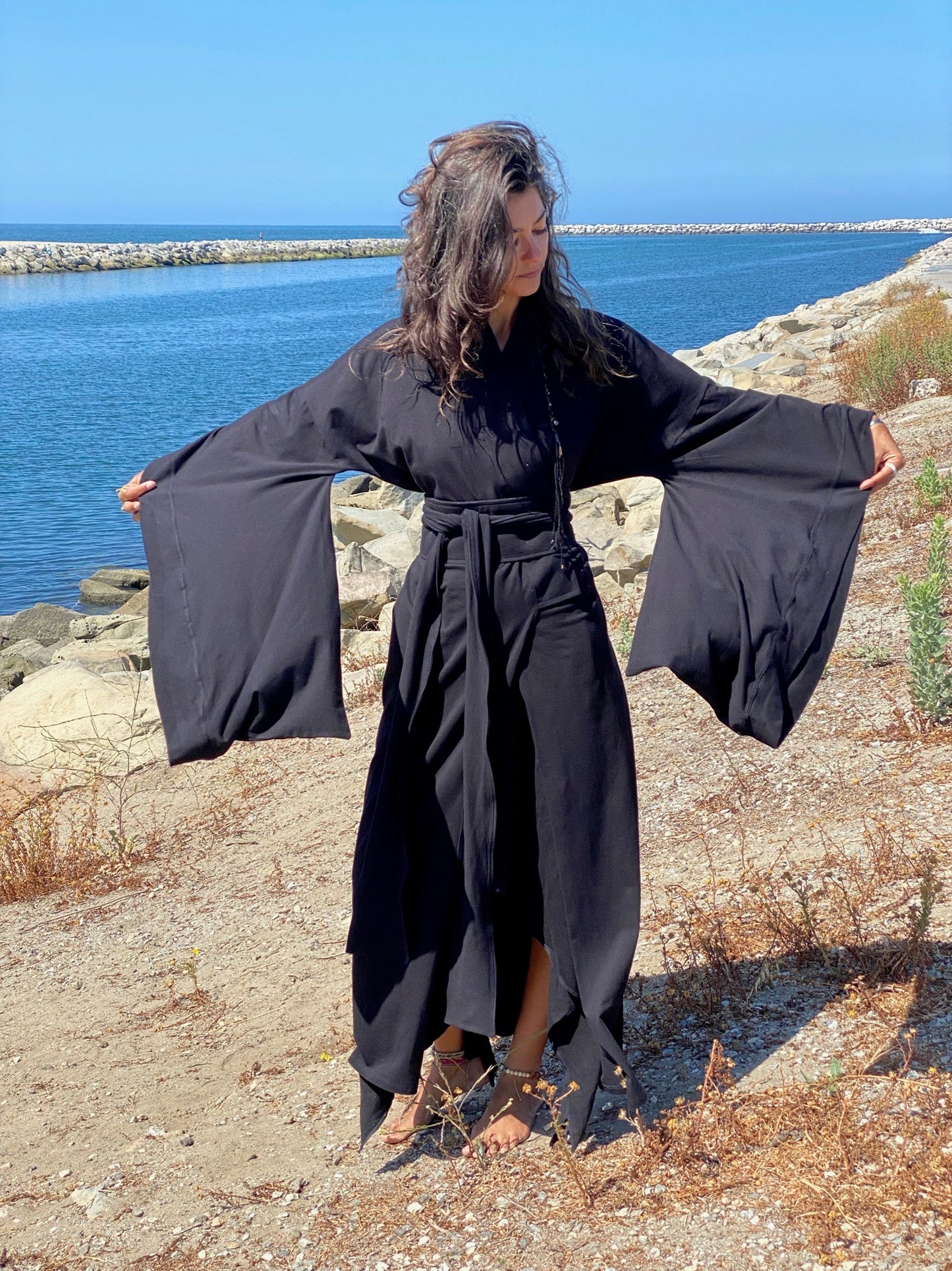 Air Nomad | Traditional Kimono | Black