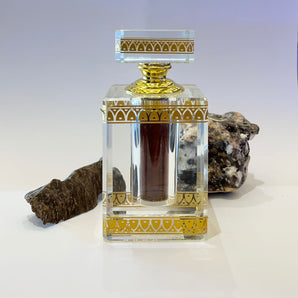 Ambre & Oud in Crystal Bottle of the Moment