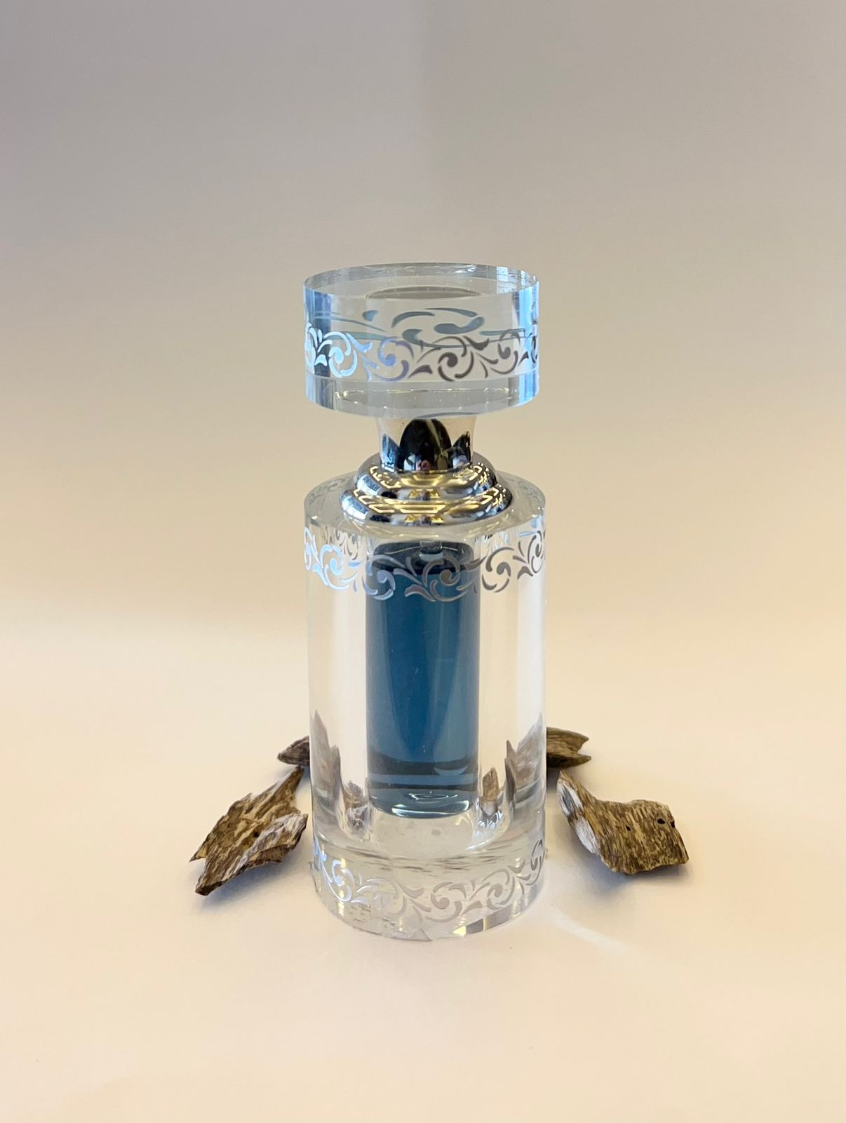 Bleu Oud in Crystal Bottle of the Moment